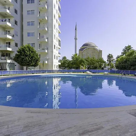 Flat W Pool Garden 3 Min To In Appartamento Antalia