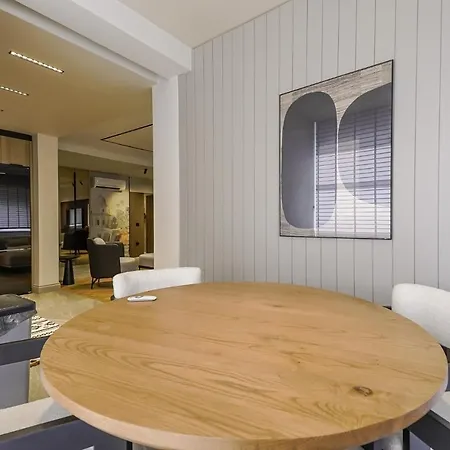 Appartamento Flat W Pool Garden 3 Min To In *